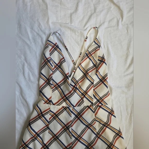 Plaid Jumpsuit with Gorgeous White and Brown - Picture 5 of 11